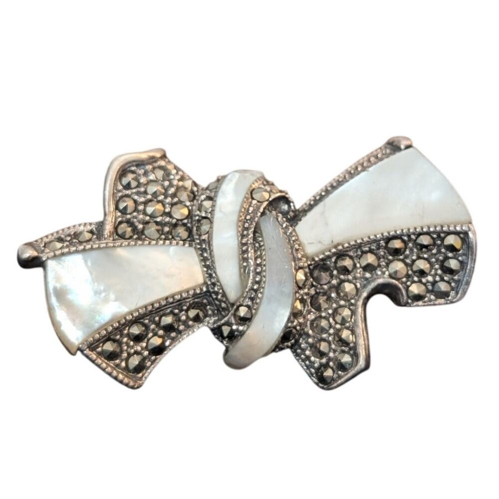 Vintage Sterling Mother of Pearl Marcasite Bow Brooch - Picture 3 of 3
